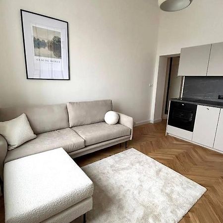 Old Town Residence , Wi-Fi , 2-Beds , Aesthetics - By Hik Apartments Βαρσοβία Εξωτερικό φωτογραφία